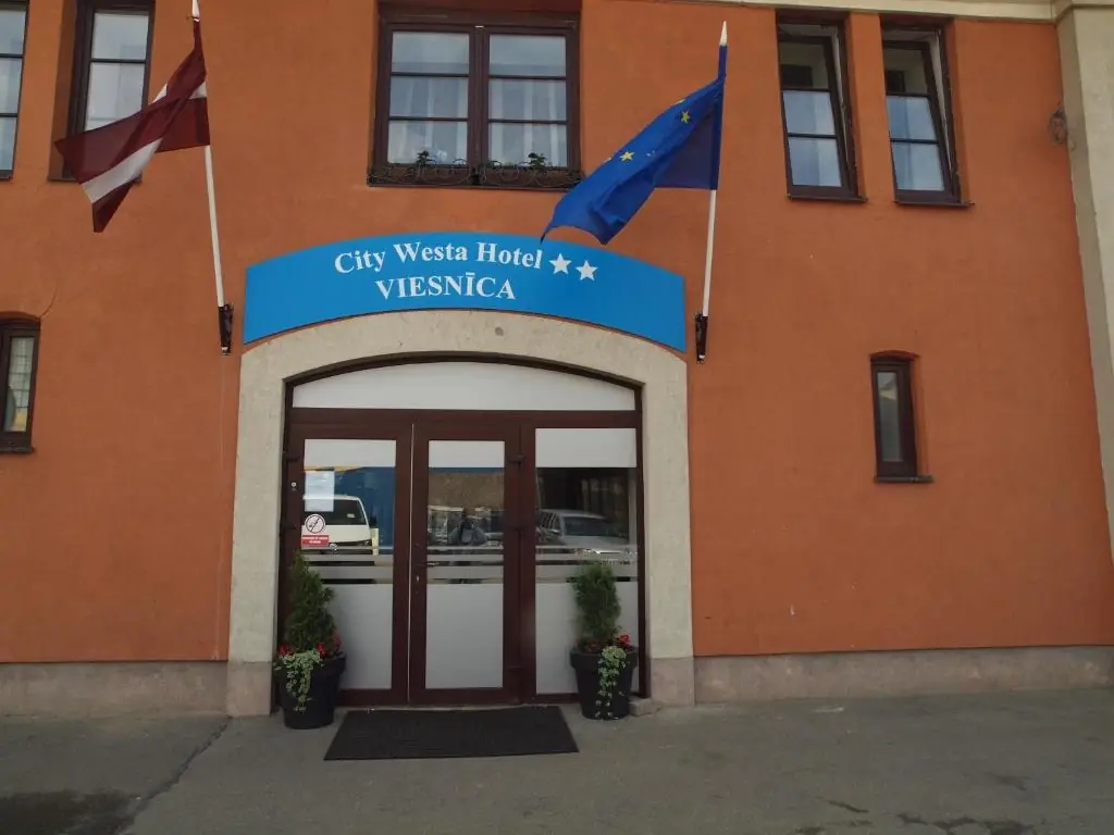 City Westa Hotel entrance